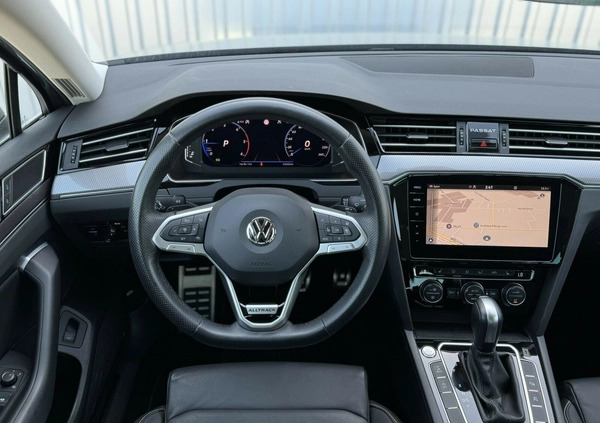 Volkswagen Passat cena 159999 przebieg: 45518, rok produkcji 2020 z Sieniawa małe 596